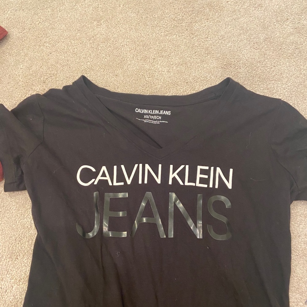 calvin klein t shirt!